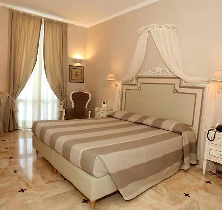 La Colonnina Hotel
