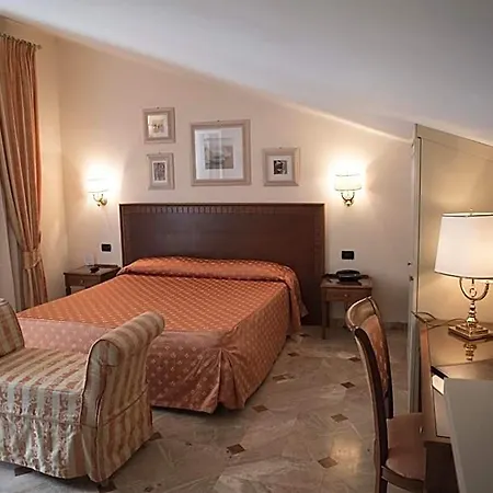 La Colonnina 3*