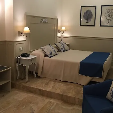 La Colonnina Hotel 3*